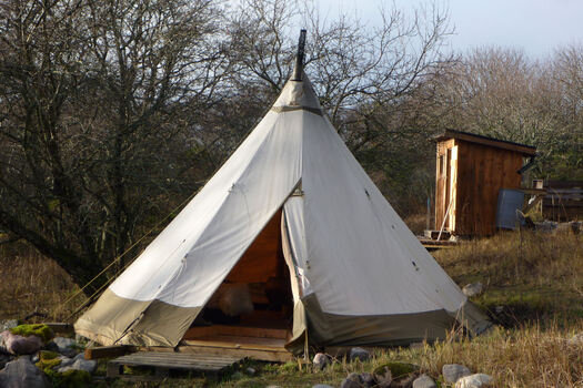 Прочная и удобная шведская палатка-типи Tentipi Safir 7 сp